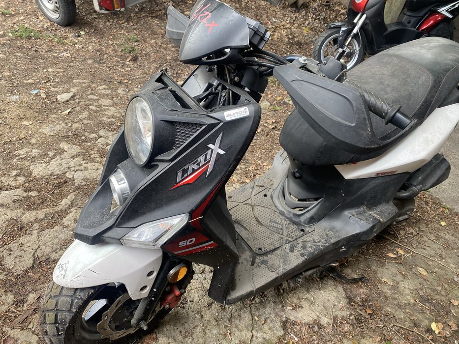Sym crox 50  orbit  części silnik rama plastiki