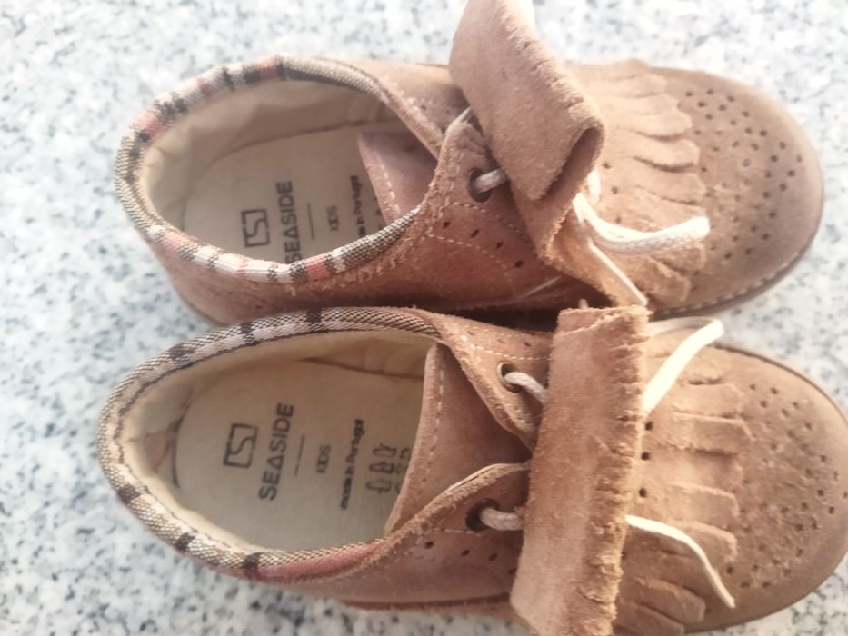 Carneirinhas 26 e galochas 27