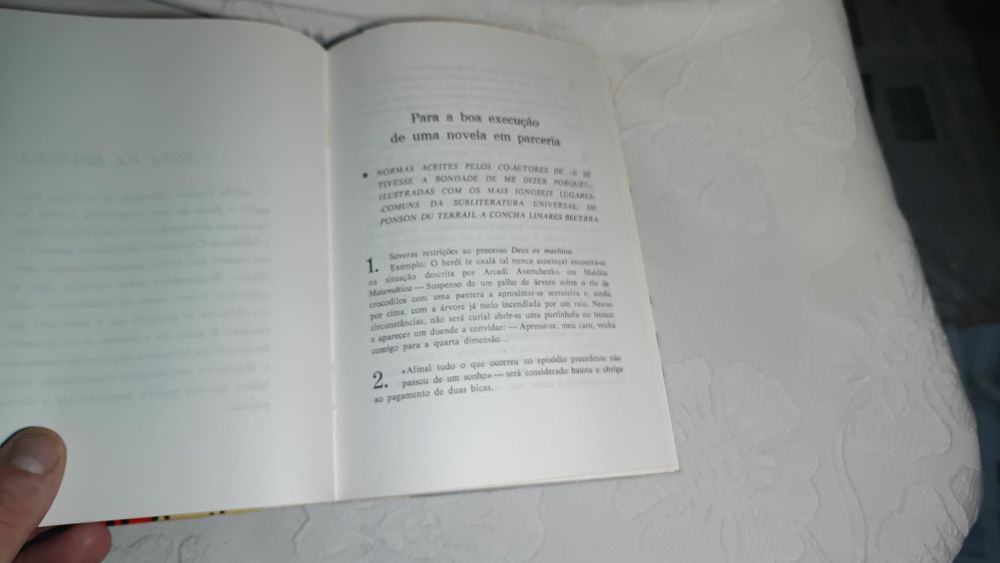 E se tivesses a bondade de me dizer porquê?