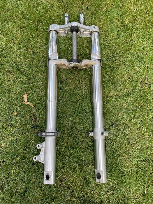 Kawasaki vn 900 kompletne zawieszenie przód przednie lagi półki calosc