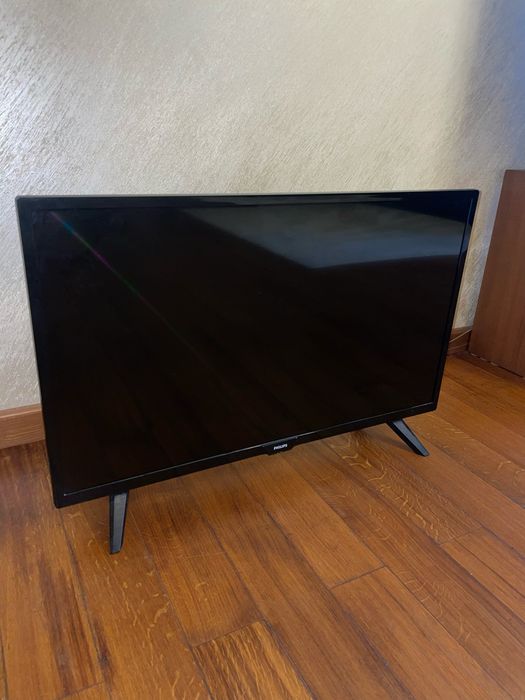 Телевізор PHILIPS  рідкокристалічний модель : 32PHS411212