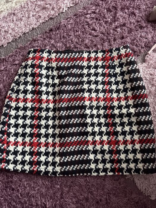 Спідниця в клітинку