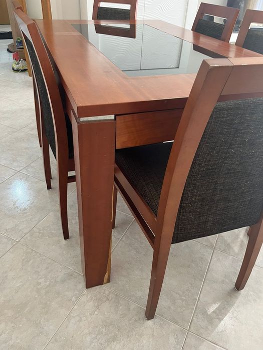 Móvel de sala em Cerejeira + mesa e cadeiras