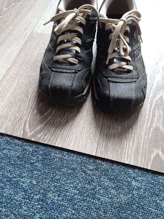 В хорошем состоянии впереди чуть-чуть потряпано за 400