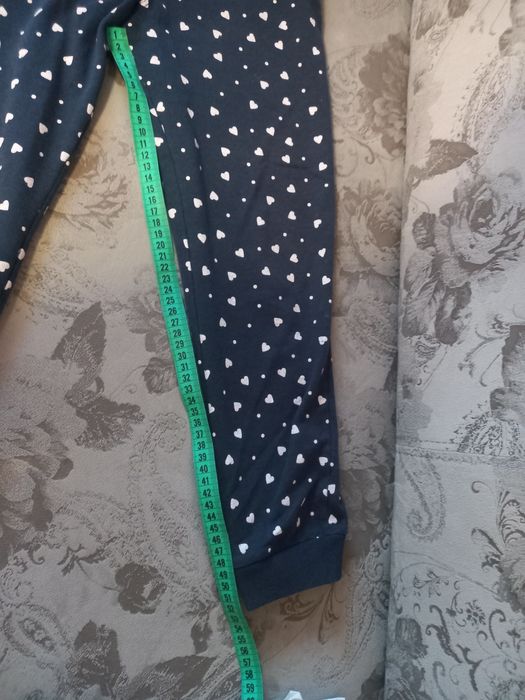 Спортивний костюм на 128-134 см +кофточка