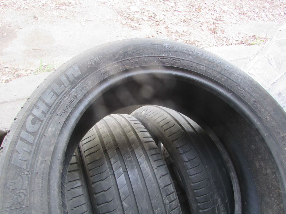 235/50/19 комплект літніх шин Michelin