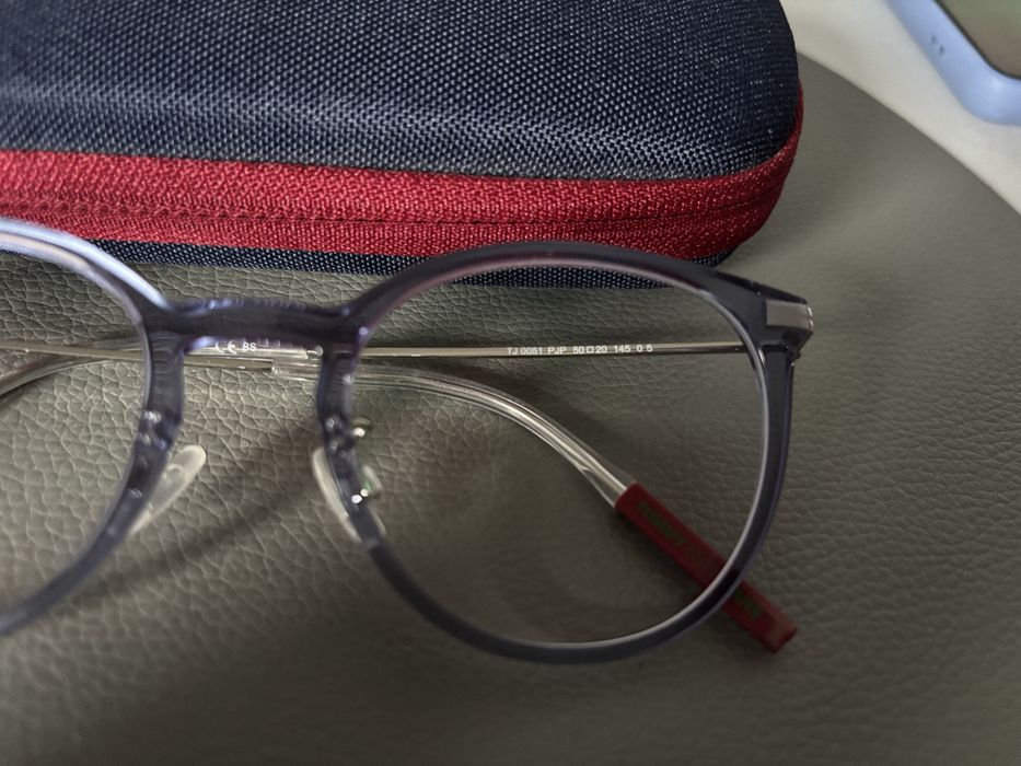 Oprawki Tommy Hilfiger transparentne