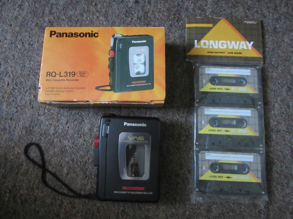 walkman/ dyktafon Panasonic RQL- 319, stan BDB + 3 kasety czyste