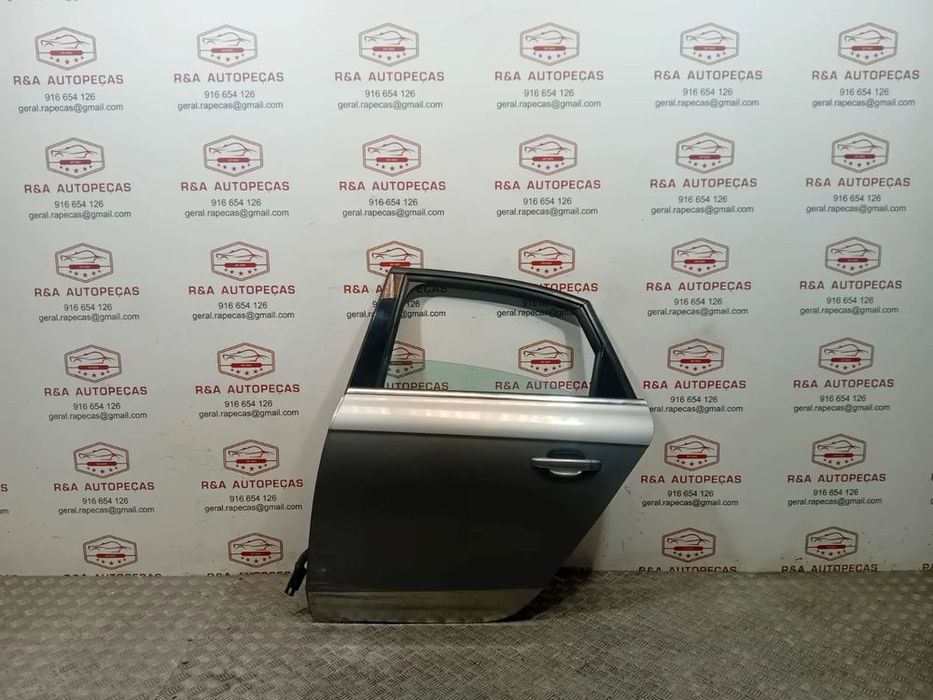 Porta TrásTraseira Esquerda Audi A4 B8 Sedan Original