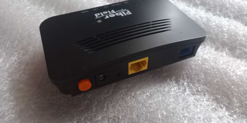 FiberField FF-E172Z терминал роутер для оптики 1000мбит/с +БП: 419 грн ...