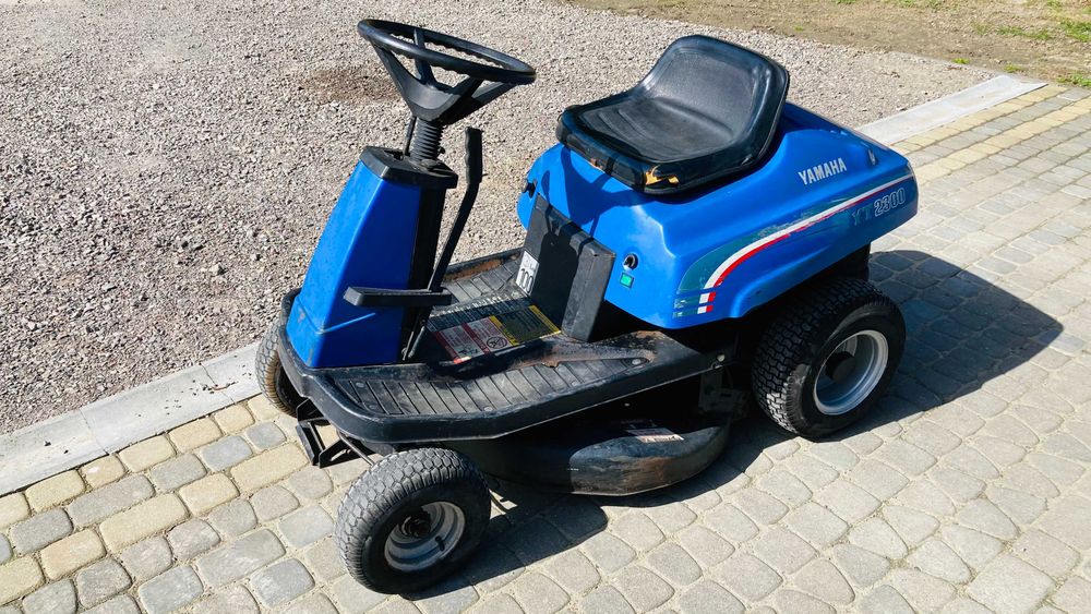Traktorek kosiarka samojezdna Yamaha YT 2300 Bystrzyca Stara • OLX.pl