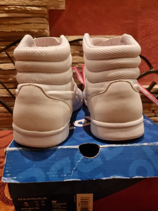Buty firmy Reebok