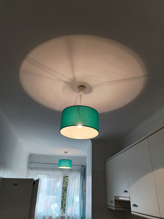 2 candeeiros de tecto com lâmpada led