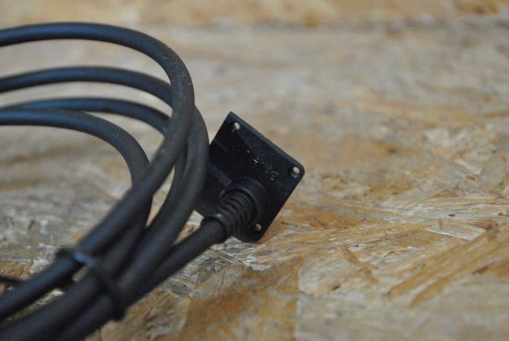 Nowy Kabel Przewód Bosch do podstawki liczników Intuvia/Nyon