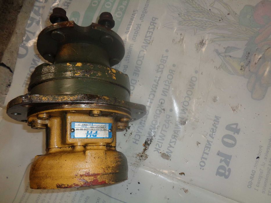 Hydromotor hydrauliczny silnik jazdy POCLAIN Hydraulics MS02-8-124