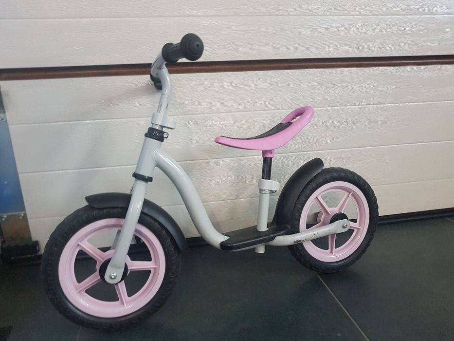 Rowerek biegowy dla dziewczynki
