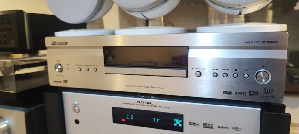 Odtwarzacz DVD CD Pioneer DV -989AVi