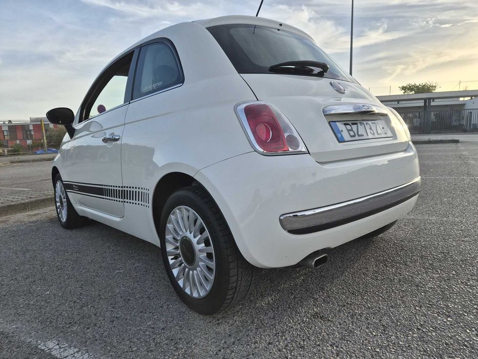Fiat 500 2012 em ótimo estado 140.000 KM 1.2 cilindrada