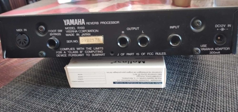 Yamaha Reverb Compresser R - 100