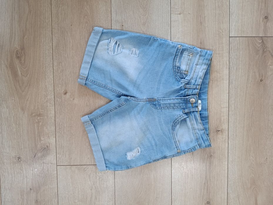 Spodenki jeansowe 146