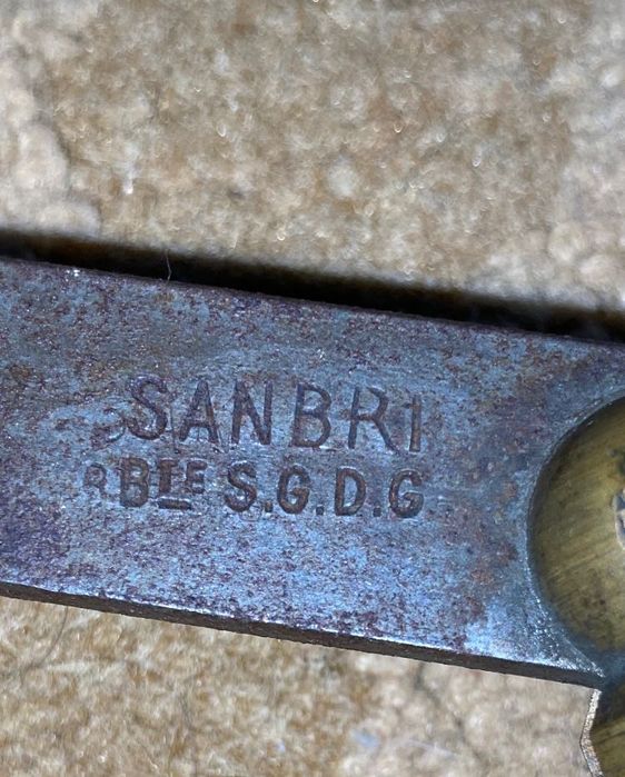 Rolhador francês de garrafa,  Sambri