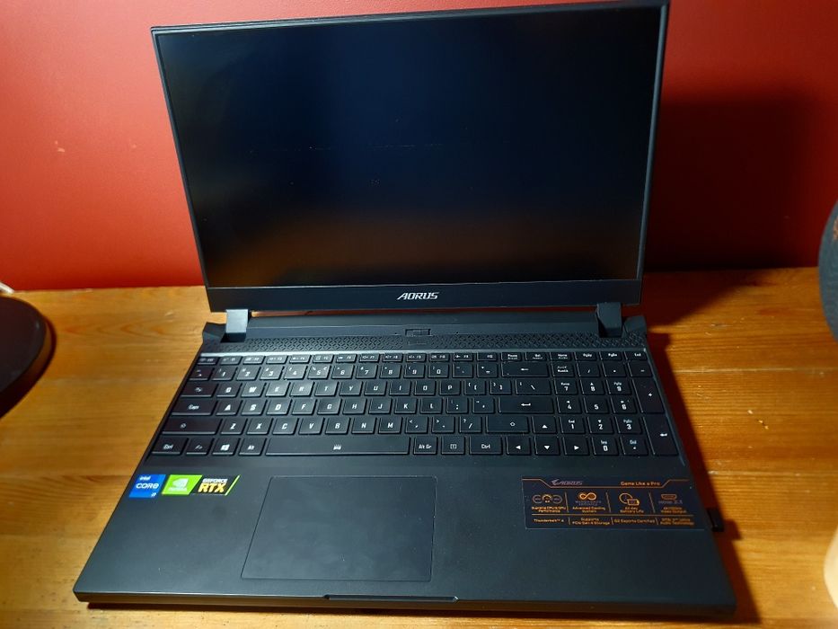 Laptop AORUS 15P i7-11800H/16GB/1TB/Win11 RTX3060