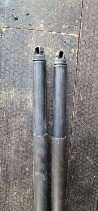 siłownik elektryczny klapy bagażnika prawy lewy 657827852c 657827851c