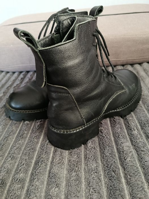 Зимові черевики 38 розміру