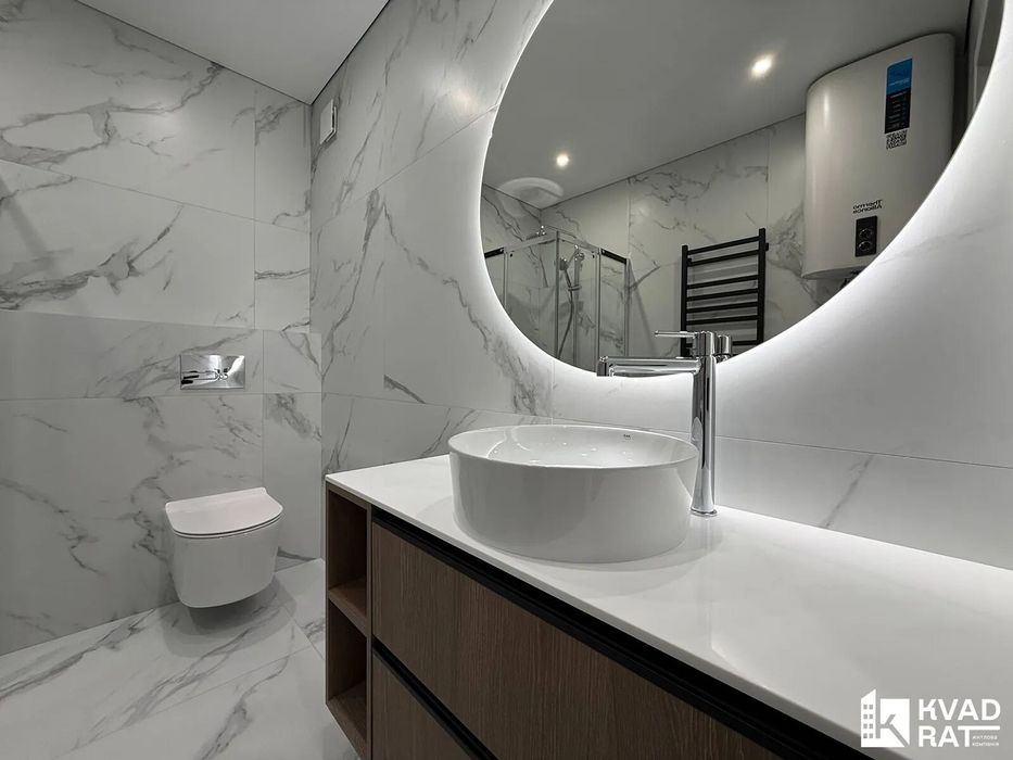 Квартира першої здачі в самрму центрі  1.5 кім