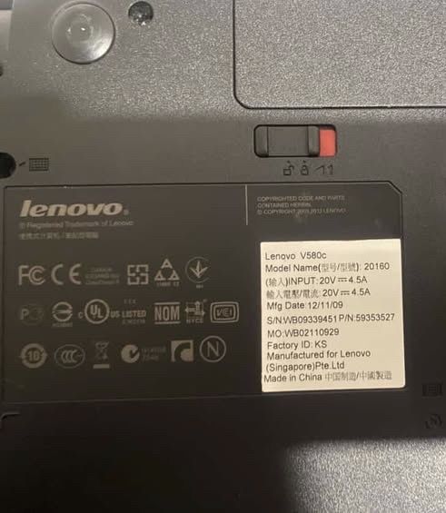 Lenovo v580c.