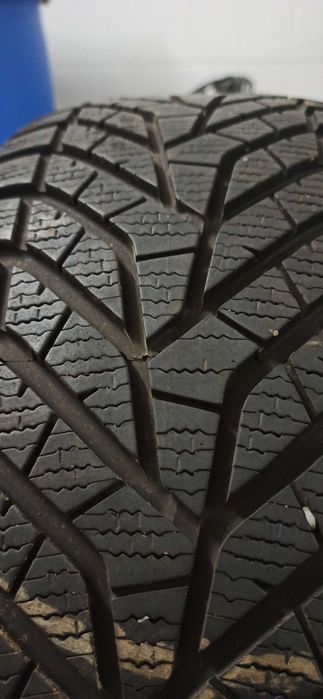 4 Pneus 235/55 R19