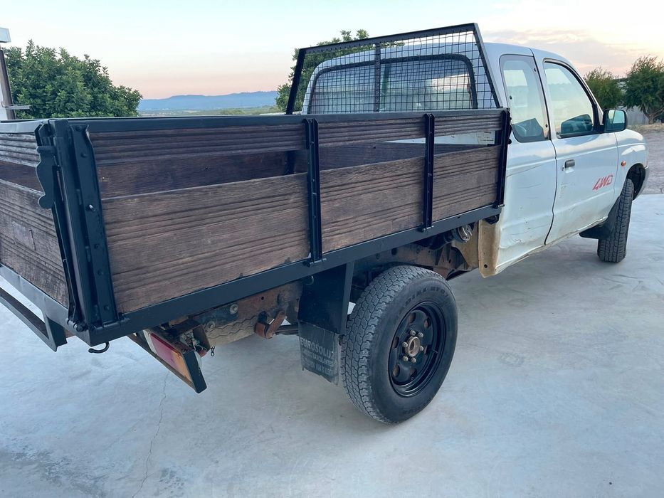 Mazda B 2500 — fotografia 5