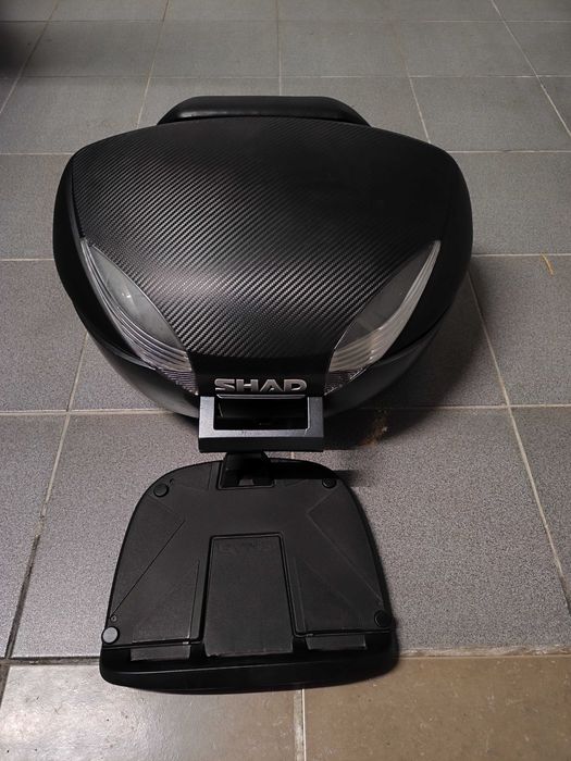 MALA SHAD SH48 TITANIUM PACK (Painel carbono+encosto) Smart lock
