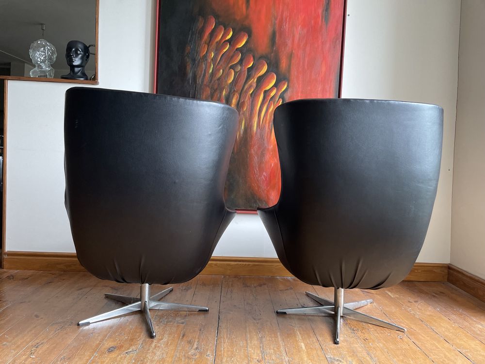 Mid century modern para foteli tzw egg chair lata 70-te po renowacji