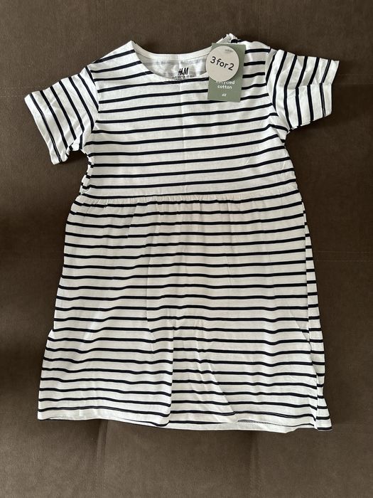 Сарафан H&M 6-8р, шорти Peppets 116р