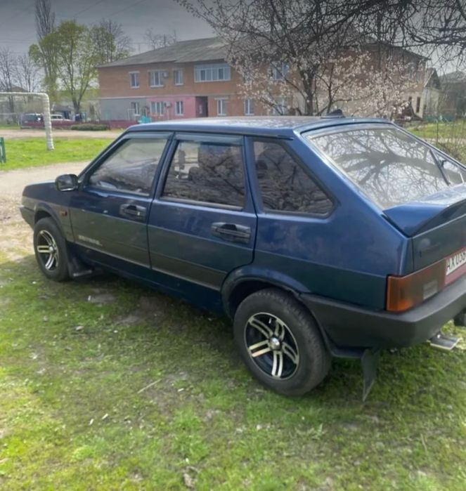 Продати автомобіль