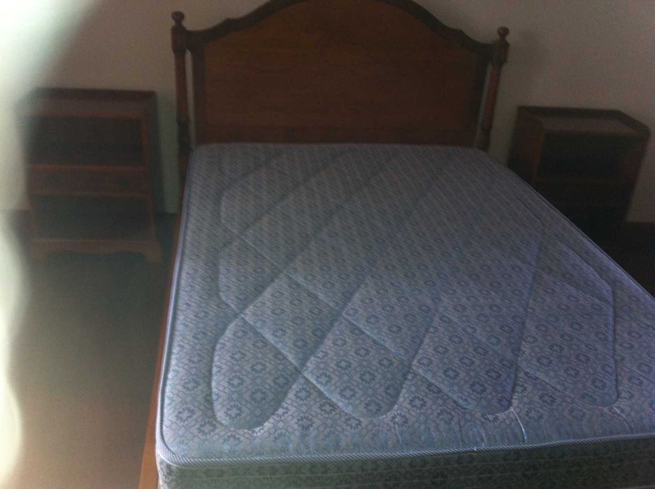 Mobilia de quarto em cerejeira NOVO