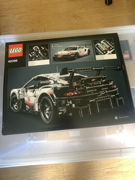 Lego Technic Porsche 911 RSR 42096 - SELADO