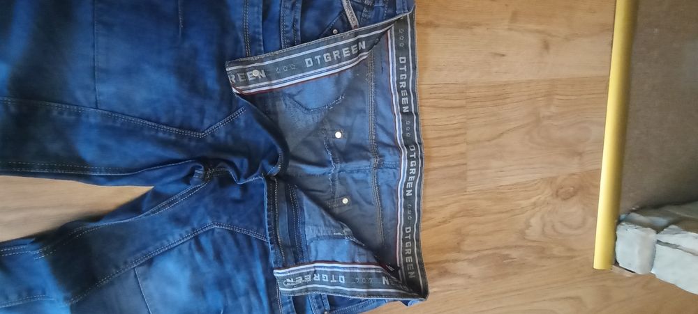 Dżinsy męskie Denim.