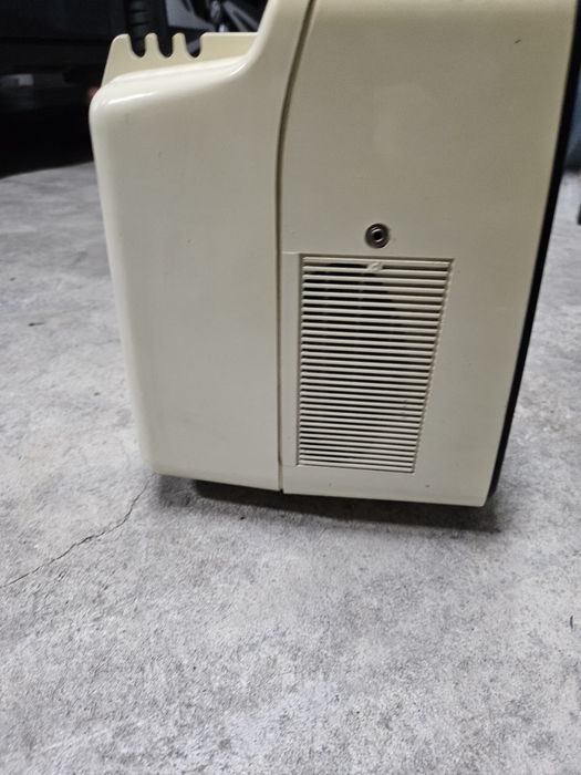 Televisão clássica Grundig Triumph 1420