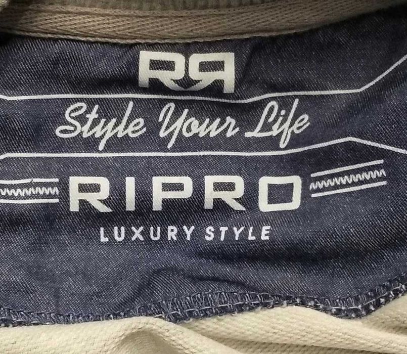 Wr) RIPRO logowana bluza Roz.M