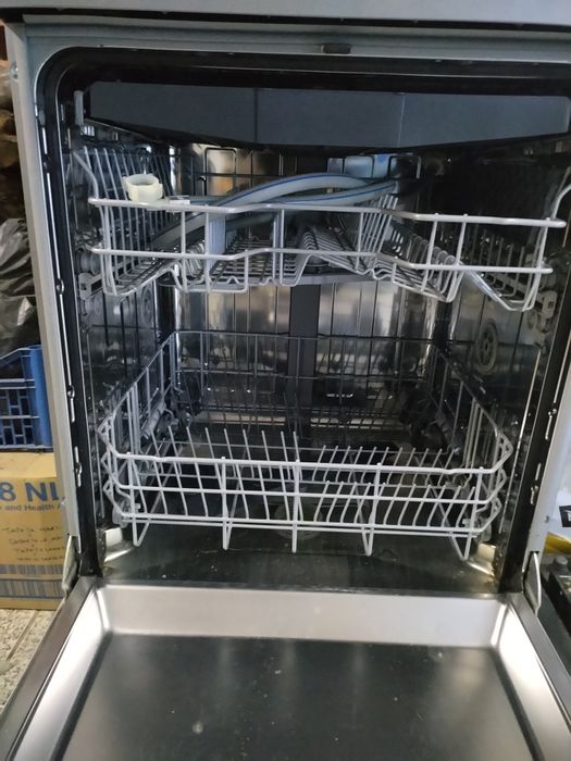 Máquina de lavar loiça Beko (Para peças)