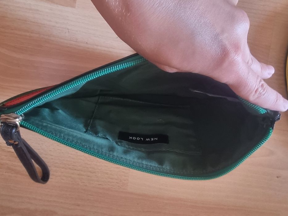 Zestawie kosmetyczek owoce