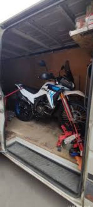 Грузоперевозки перевезення вантажів, вантажне таксі