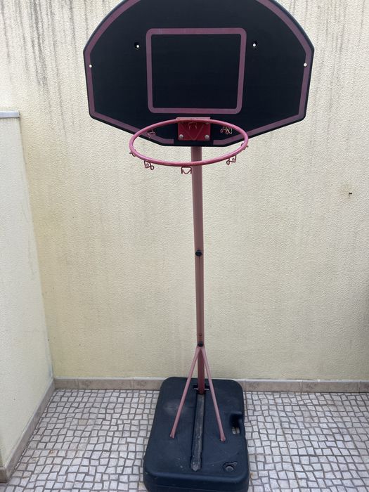 Cesto de basquete para criança