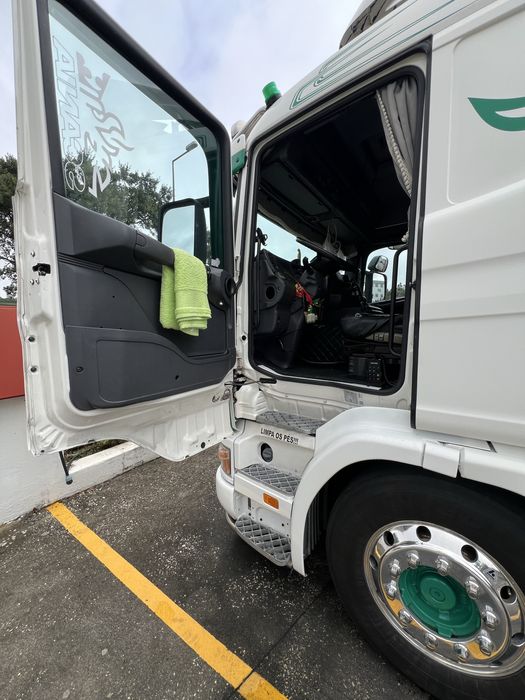 Scania 94D 220cv