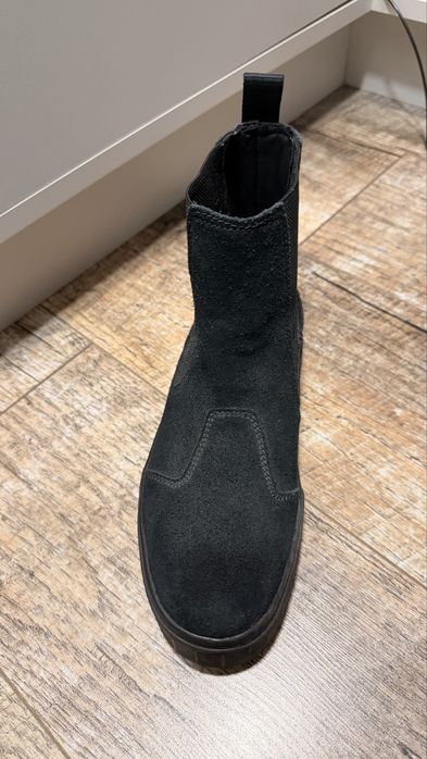 Жіночі челсі від Puma