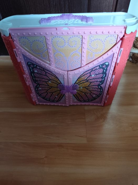 Składany domek zamej walizka dla Barbie Dreamtopia