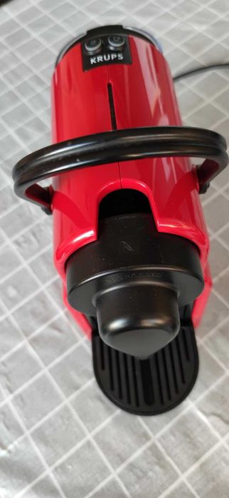 Máquina Café NESPRESSO Krups XN100