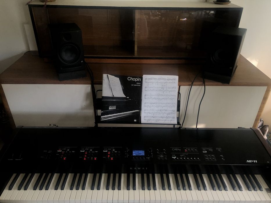 Sprzedam Kawai MP11